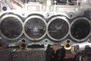發(fā)動機(jī)積碳嚴(yán)不嚴(yán)重？看完對照下你的車是否會這樣