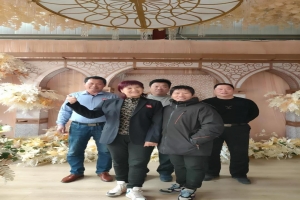女兒是牽掛，山東大姐跑車進(jìn)京的大理想